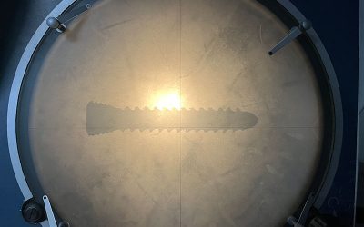 Realizamos control de calidad para piezas pequeñas